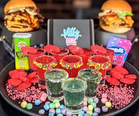 The Perfect Drink Pairings for Your Burger