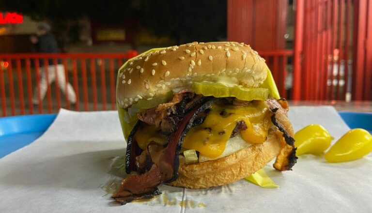 Why Tastebuds Bistro Is the Best Restaurant in Lincoln City for Burger Lovers.
