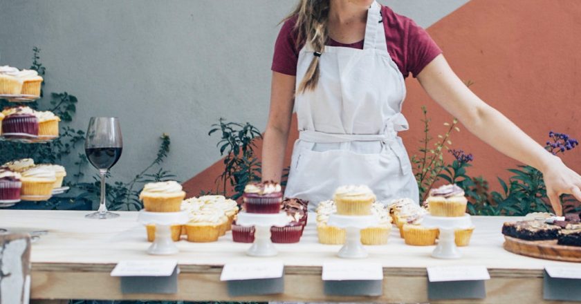 Make Your Cake Stand Out with Kitchen Accessories, and Packaging Supplies!